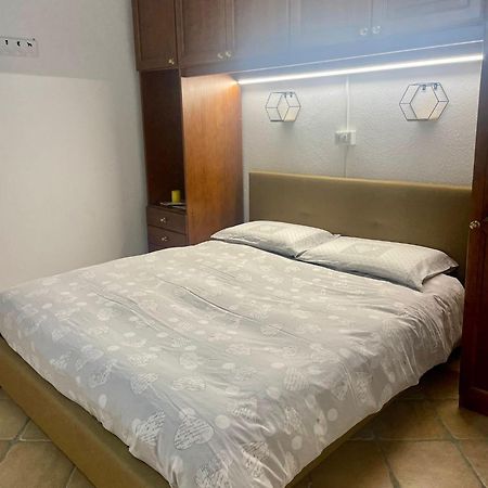 Looney Tunes Home Olbia Esterno foto