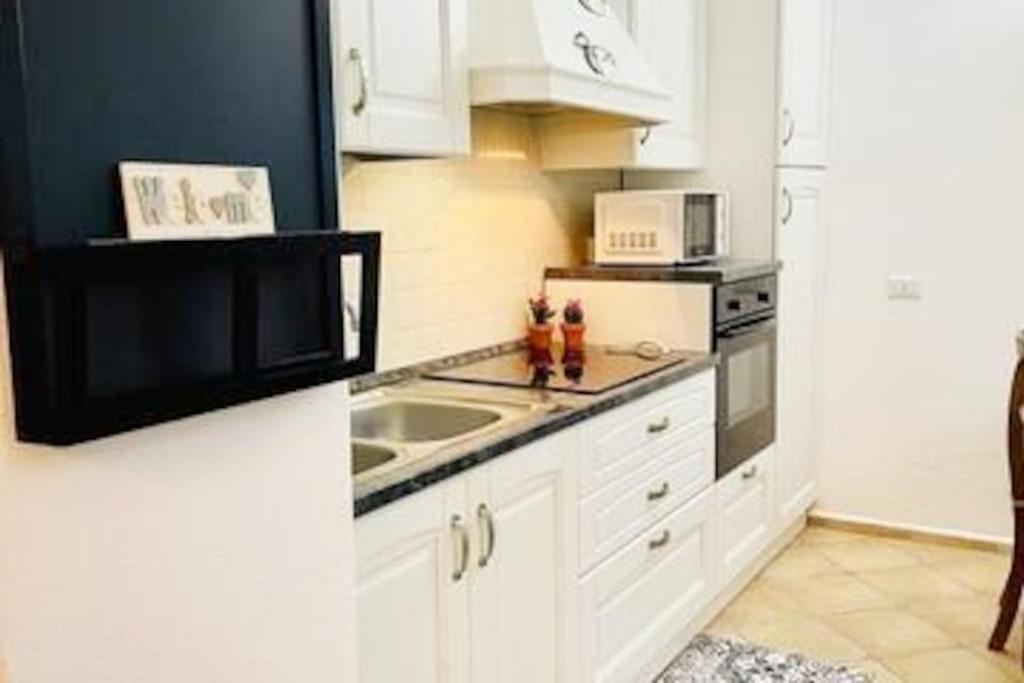 Looney Tunes Home Olbia Esterno foto