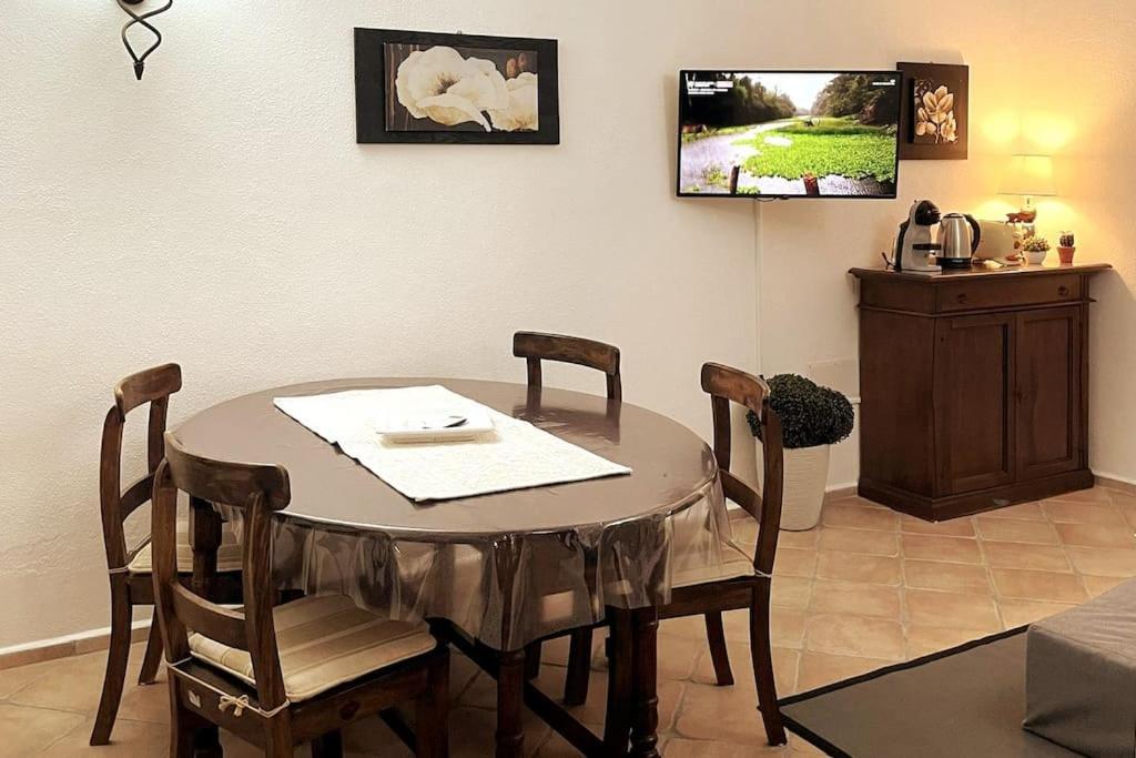 Looney Tunes Home Olbia Esterno foto