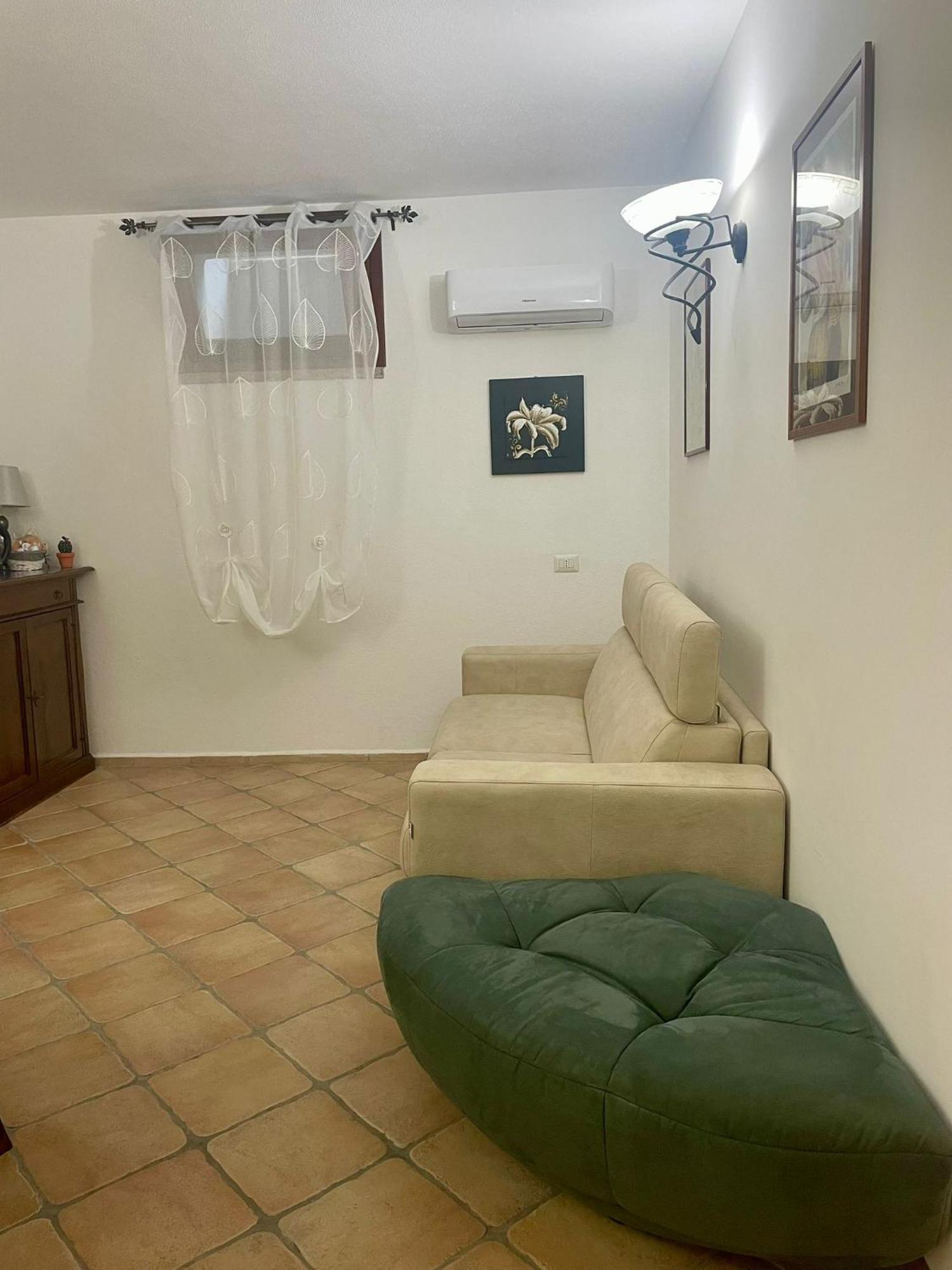 Looney Tunes Home Olbia Esterno foto